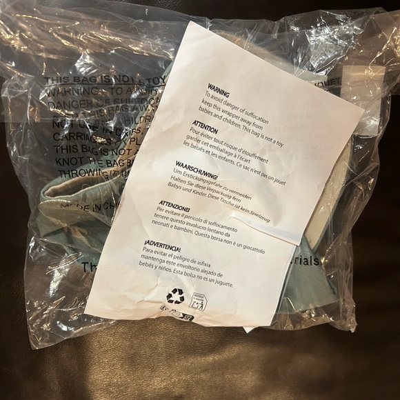 NEW Land Rover Green Baseball Cap with Logo - Picture 4 of 4